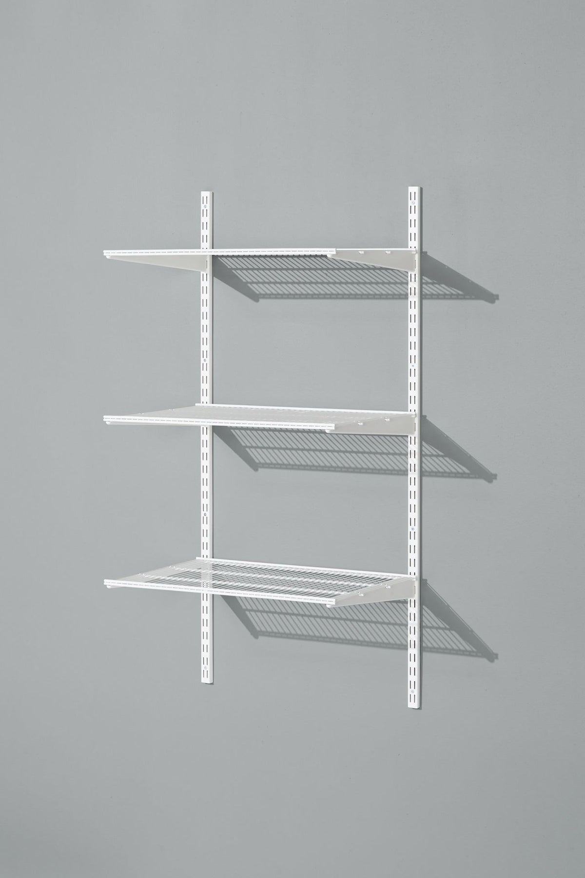 type A Double Track S-32 Wall Upright Shelf Bracket, White, 17-in K8G0 - product image 5