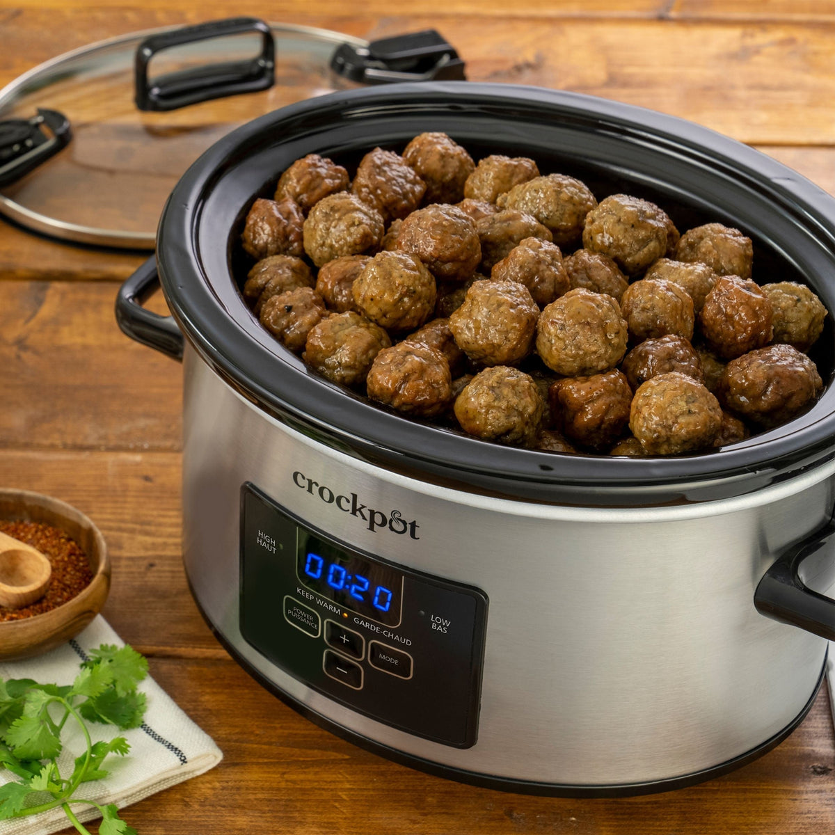 Digital Programmable Slow Cooker with Locking Lid, Feeds 4 People & More, Stainless Steel, 4-qt A0V0 - product image 4