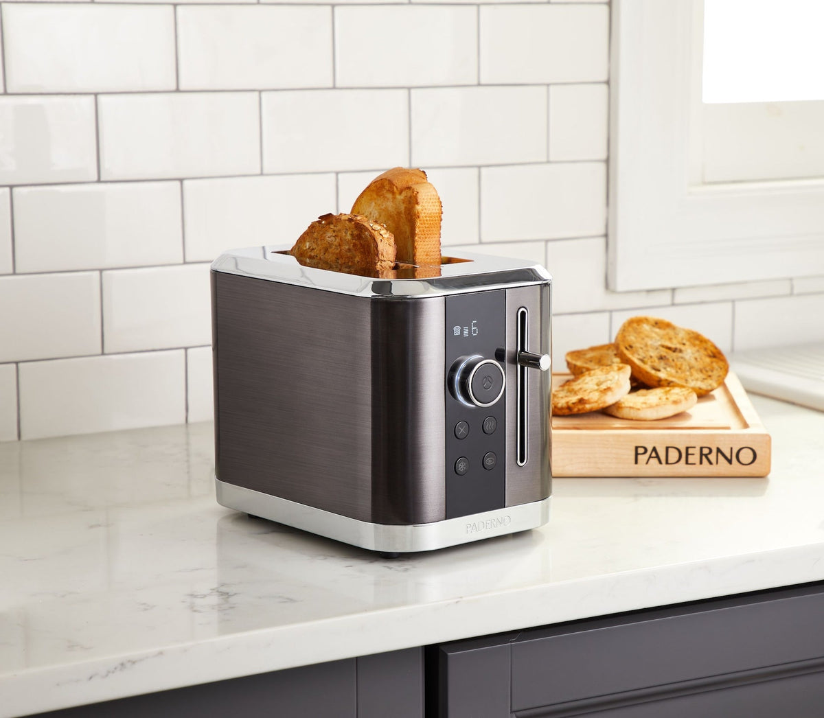 Even Heat Wide Slots Toaster with 9 Settings, Black Stainless Steel, 2-Slices C0R0 - product image 5